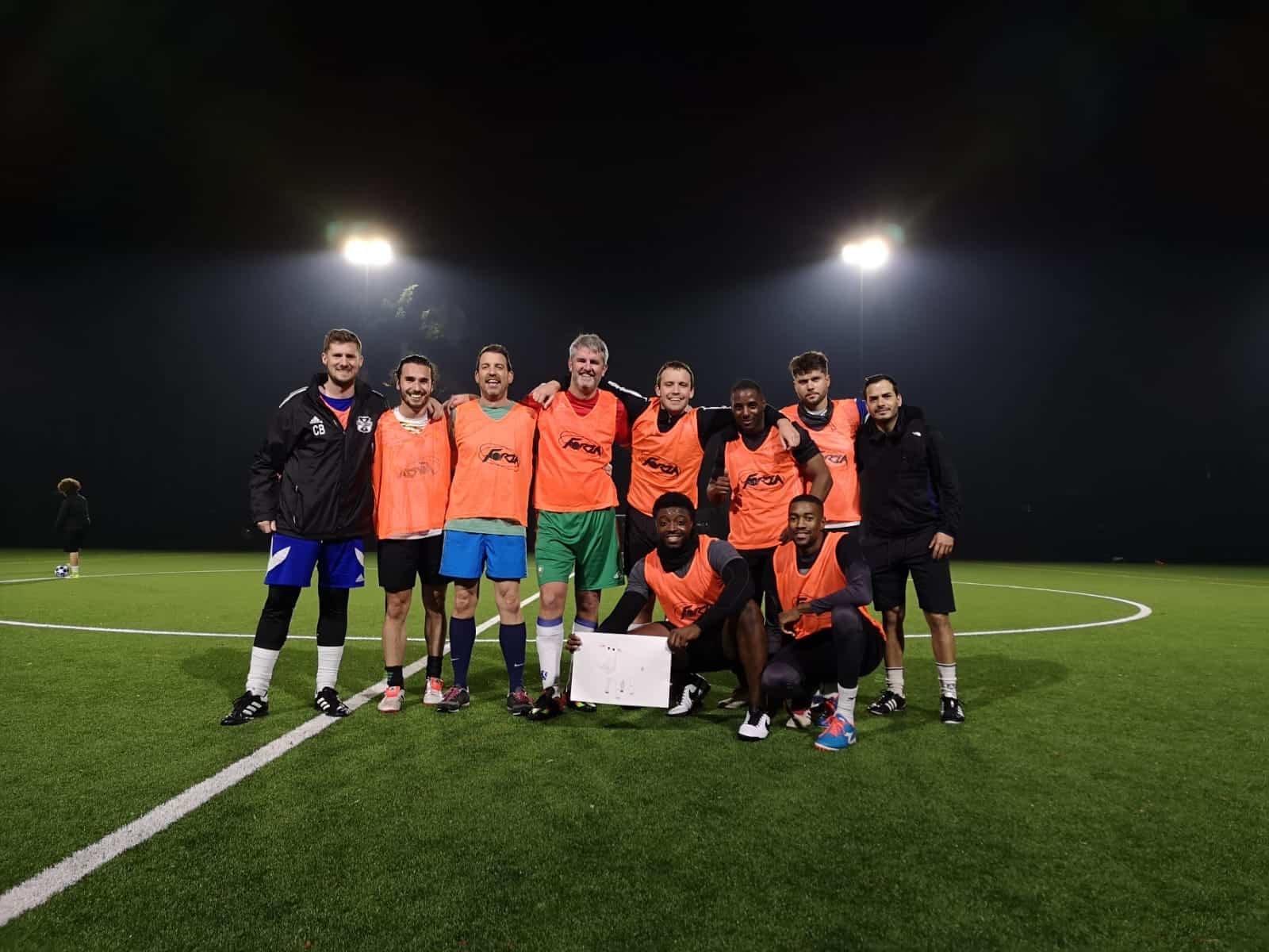 expedia eviivo football