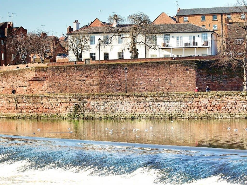 Edgar house is a romantic B&B situated in a period house on the river.